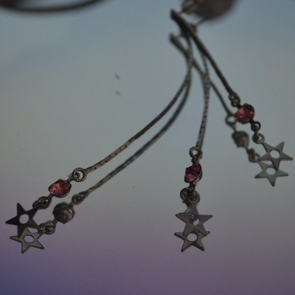 ✨ FREE ✨ Dangle Silver Star Earrings - Picture 3 of 3